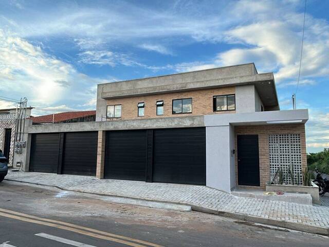 #120 - Apartamento para Locação em Crato - CE