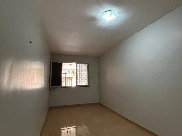 #121 - Casa para Venda em Crato - CE